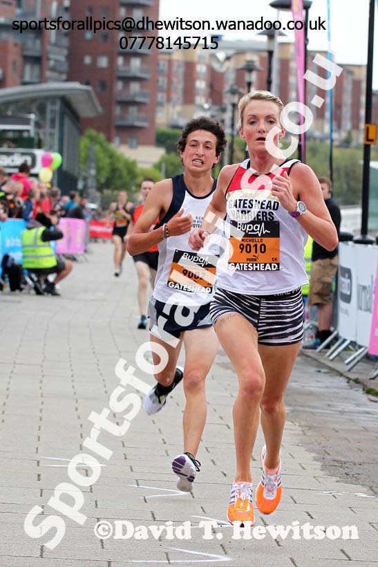Michelle Nolan finishing 2nd in the BUPA Great North 5k. Photo: David T. Hewitson/Sports for All Pics